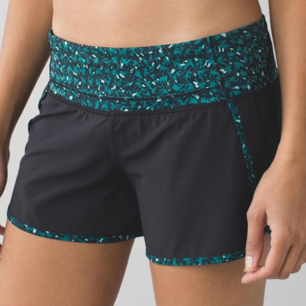 Run Times Short 4 Way Stretch 4”